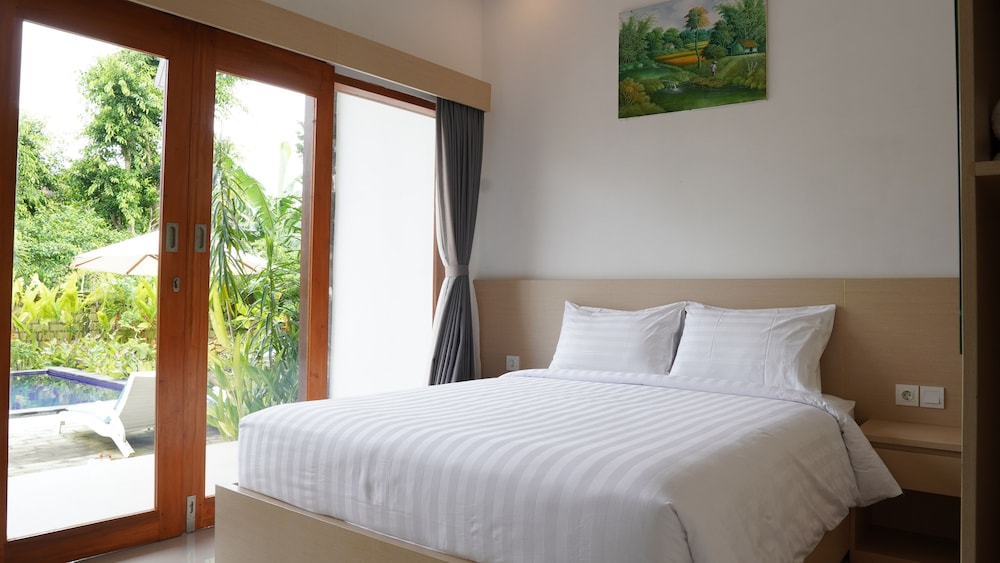 Artaloka Hotel & Restaurant 4/22