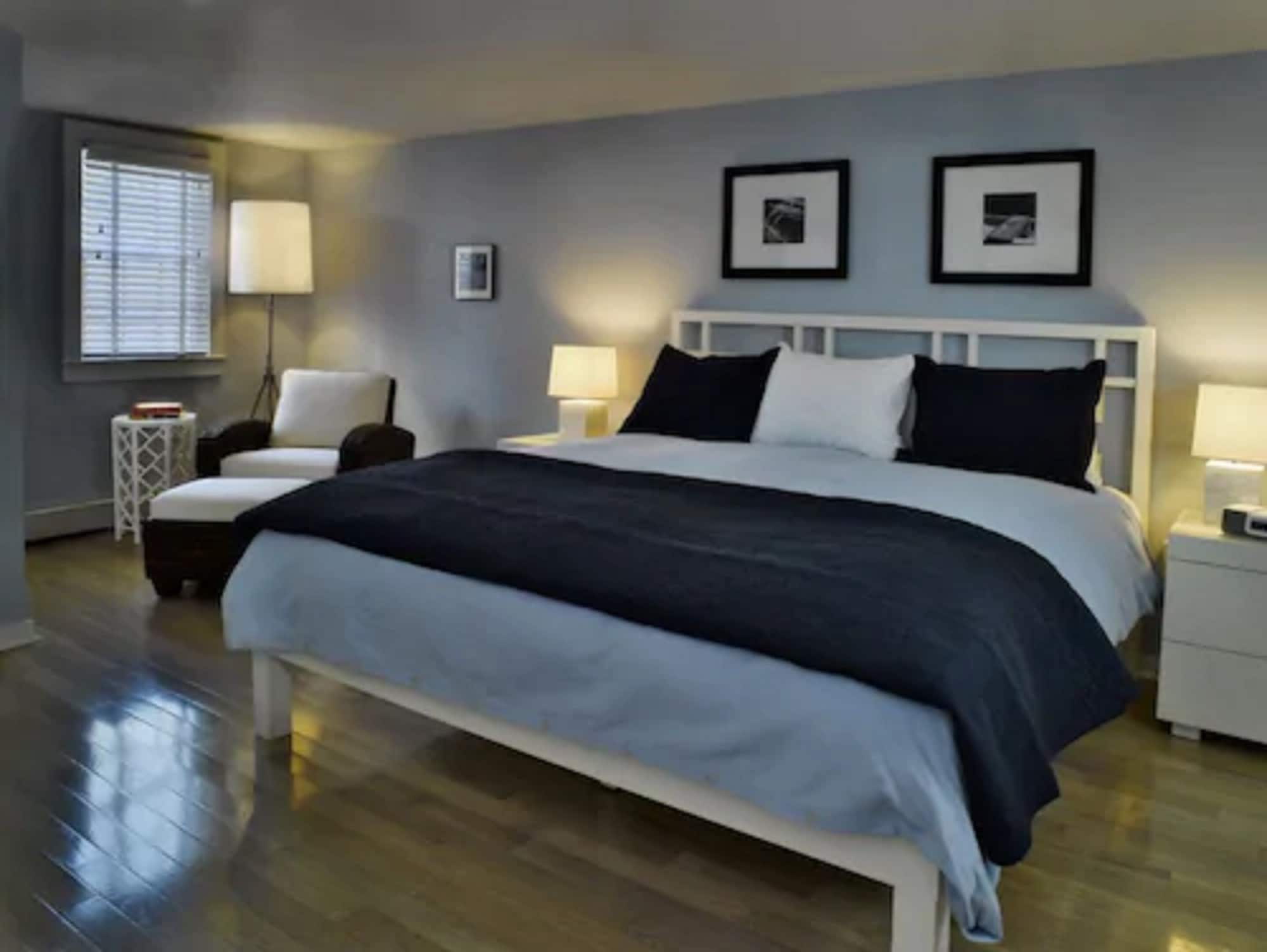 3 Bedrooms, Loft, King and Queen and Twin Beds, Sofa, Pet Friendly