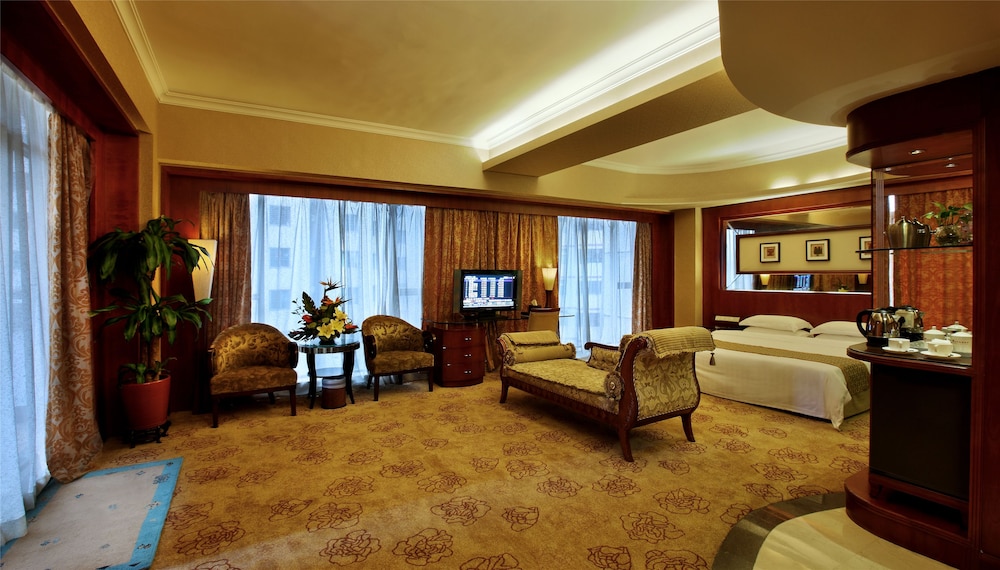 Hongfeng Hotel 40/50