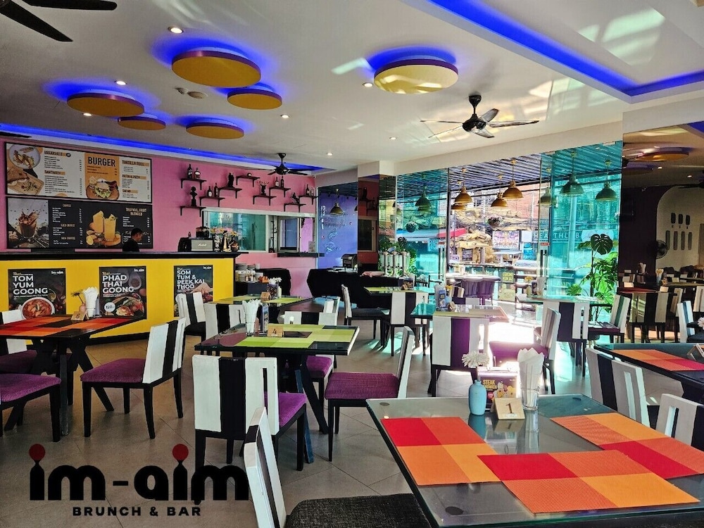 restaurant cafeteria