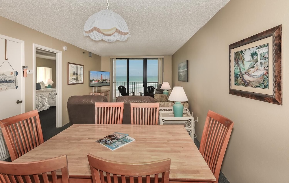 Ocean Trillium Suites 22/50