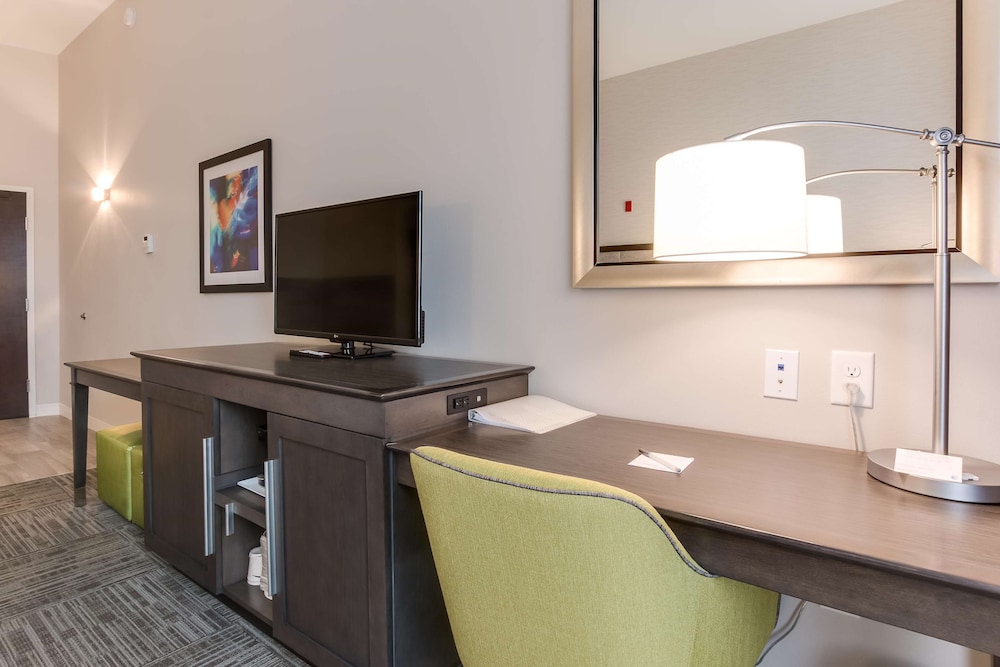 Hampton Inn White House 22/55