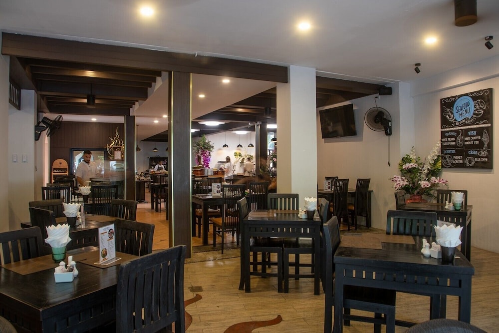 Princess Kamala Beachfront Hotel Phuket 75/92