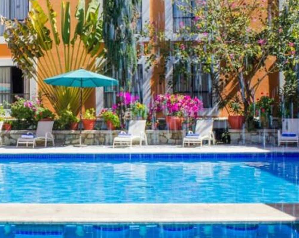 Hotel Oaxaca Dorado 7/50