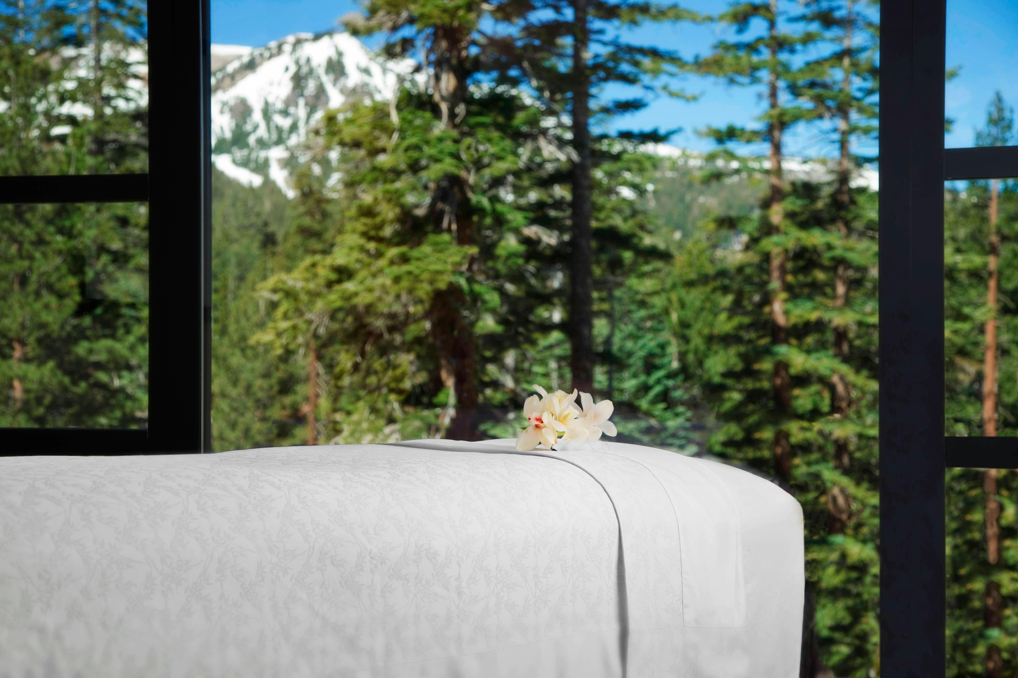 The Westin Monache Resort, Mammoth 11/37