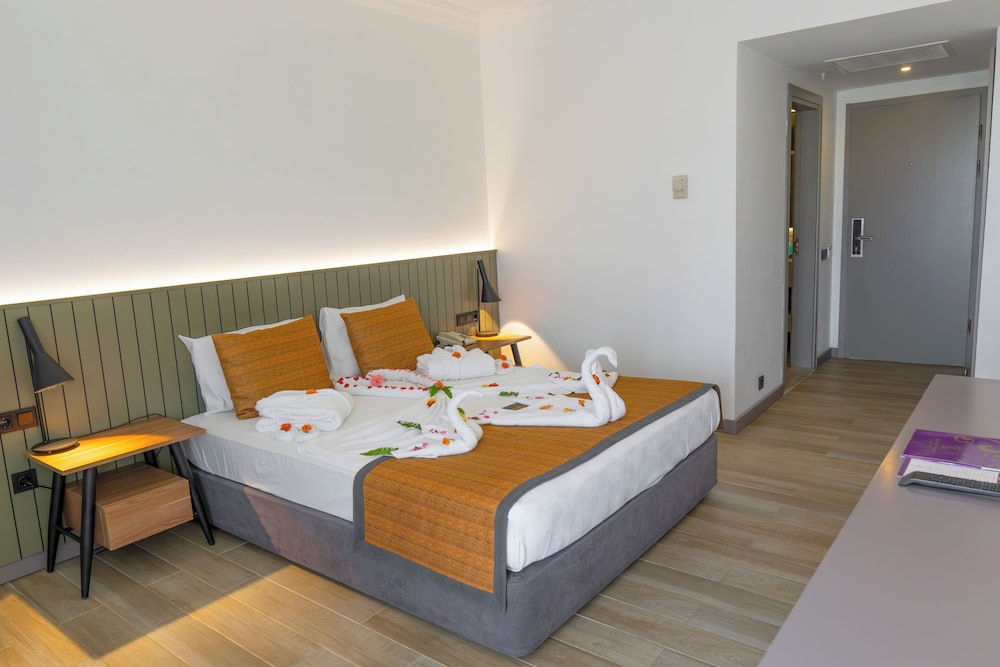 Queens Park Goynuk Hotel All Inclusive 14/50