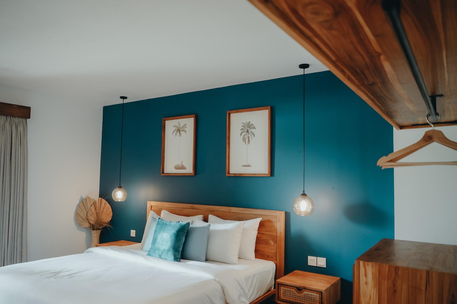 PREMIUM, KING BED