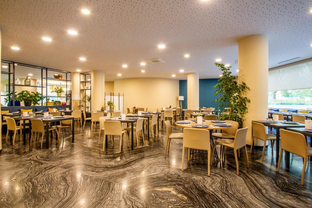 Ark Hotel 29/42