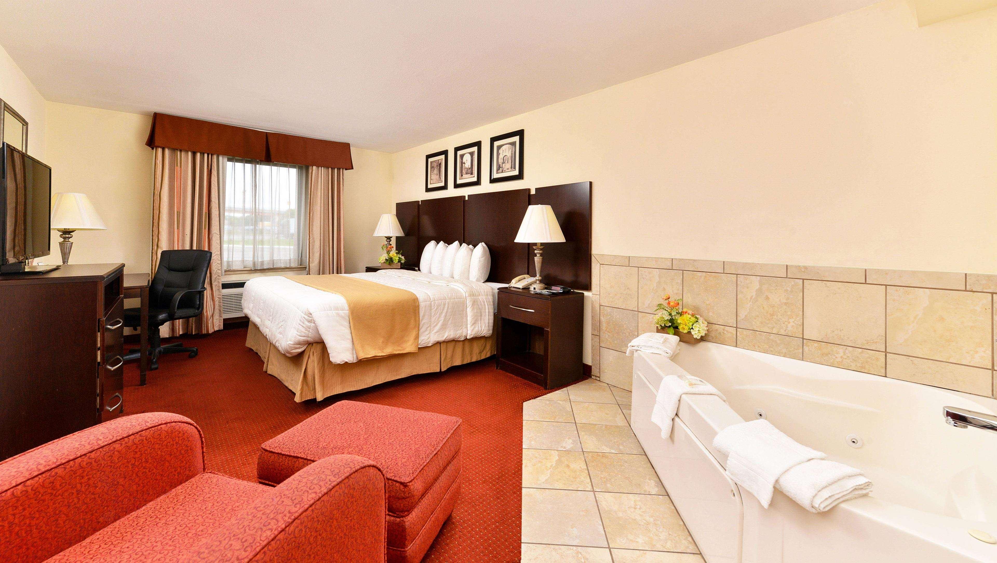 Magnuson Hotel Nashville North 17/43
