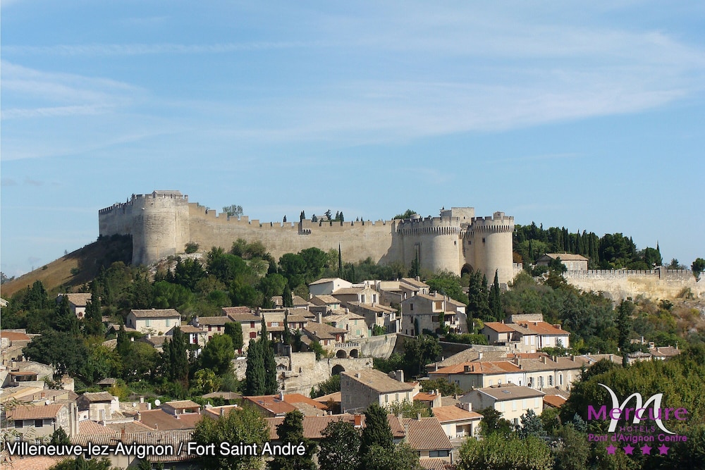 Mercure Pont D'avignon Centre 81/84