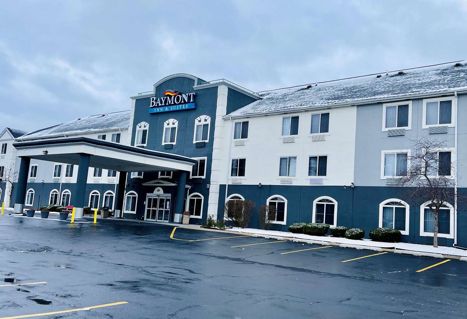 Baymont by Wyndham Chicago/Calumet City 30/37