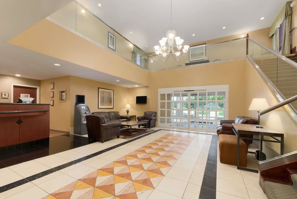 Hawthorn Suites By Wyndham College Station 6/60