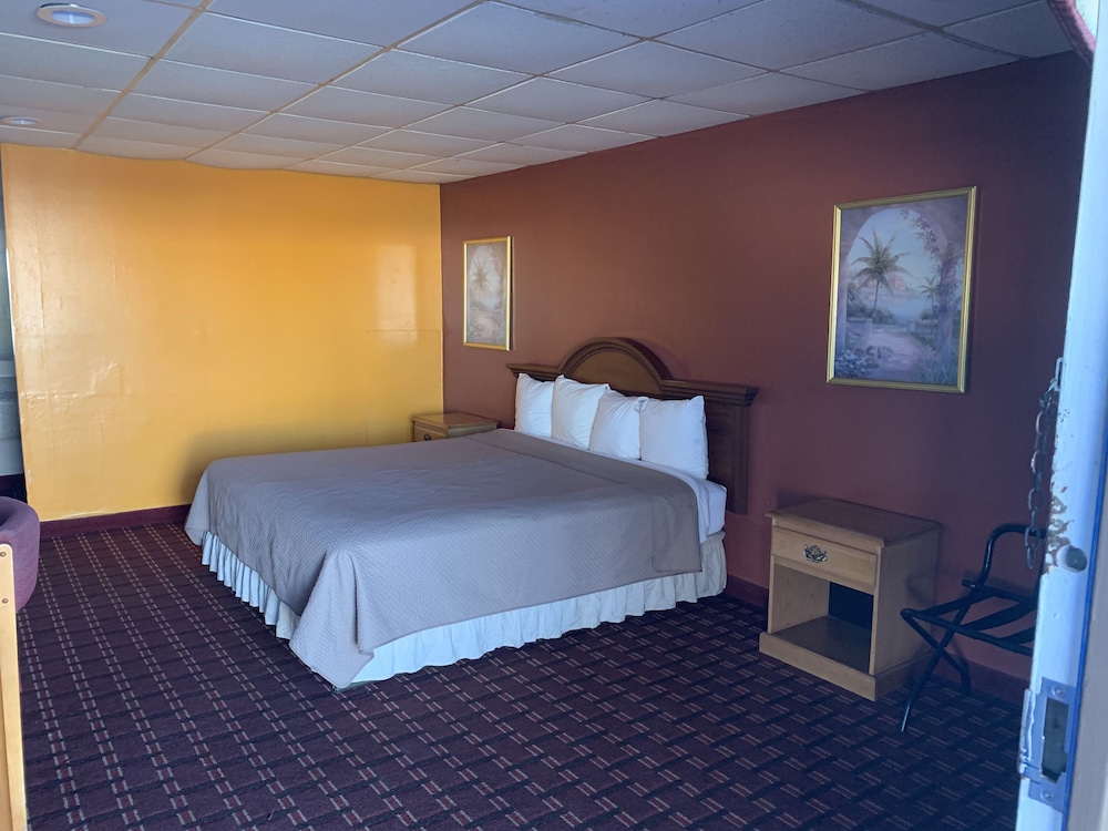 Motel6 Greenville, NC – ECU-Medical Center 32/59