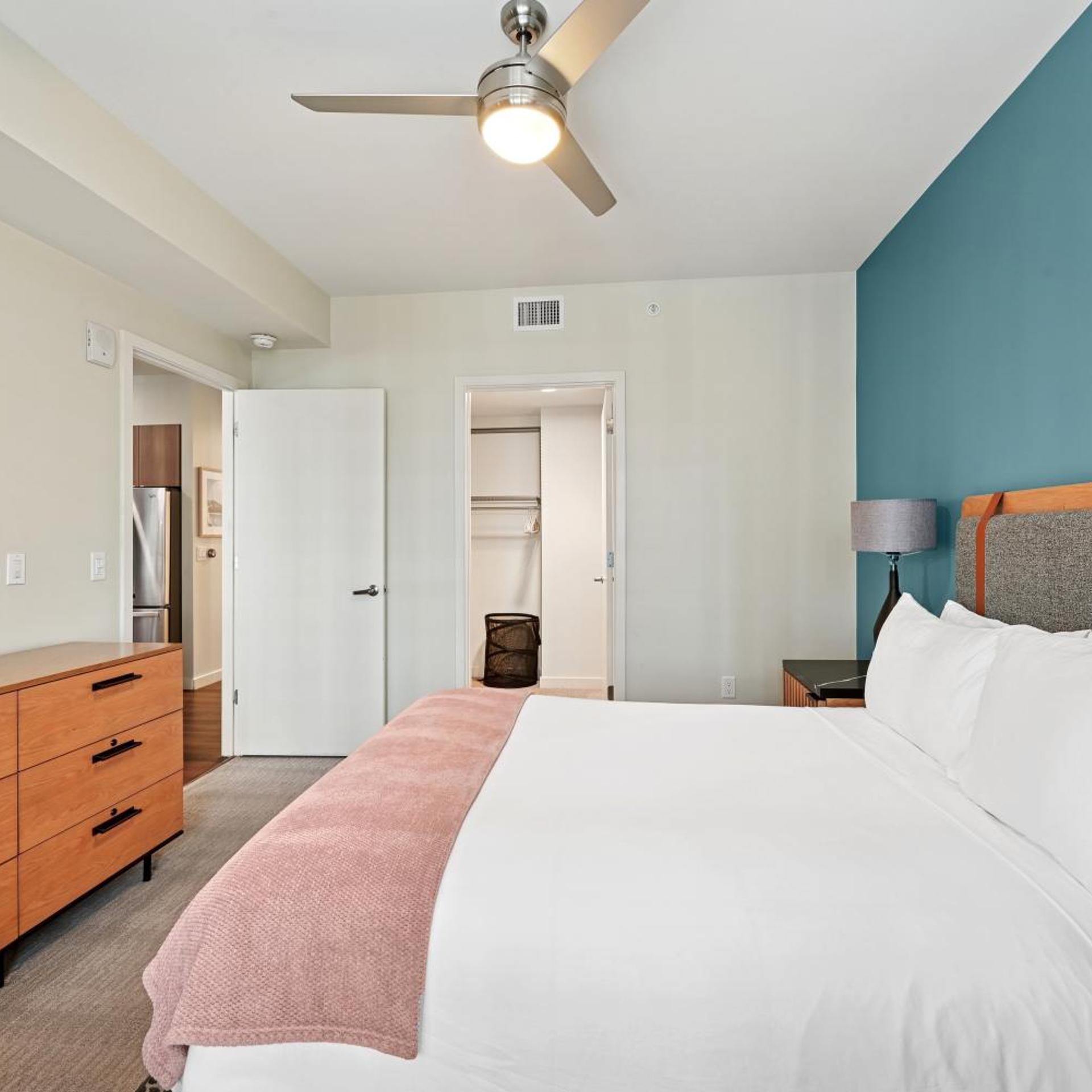 1 Bedroom, Designer, Apartment