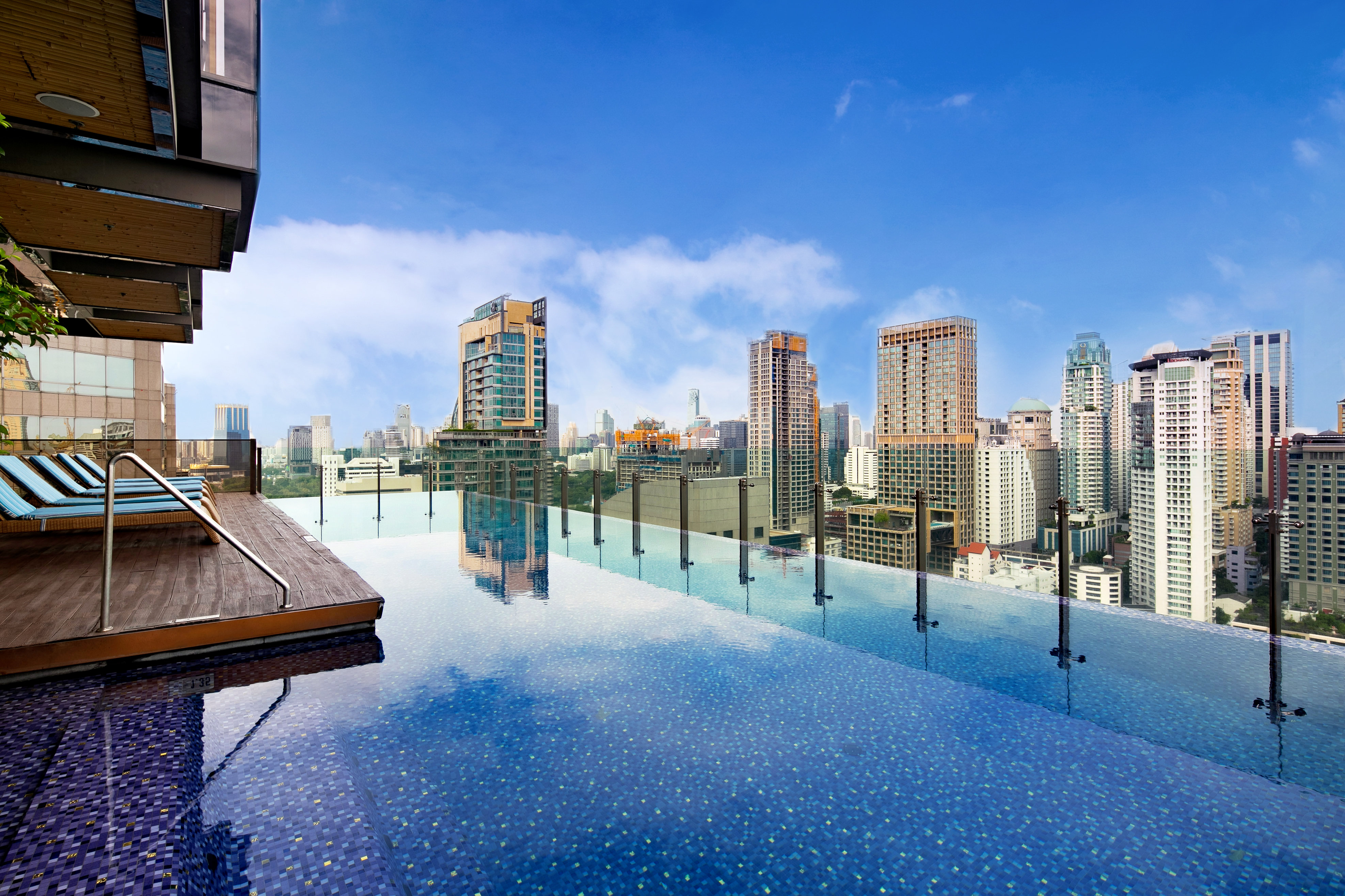 Hotel Indigo Bangkok Wireless Road 35/79