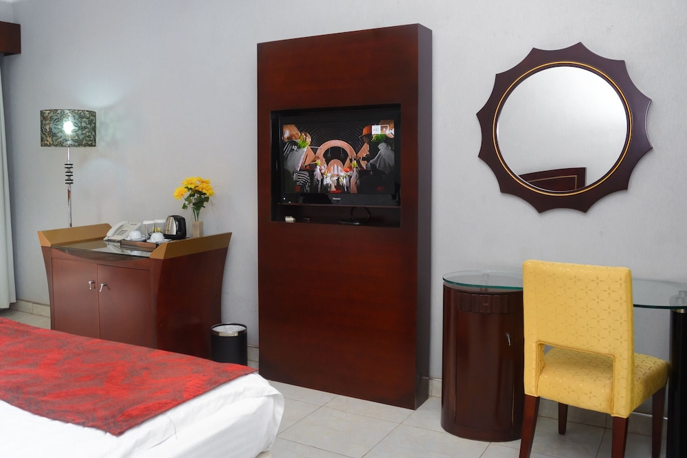 Mendiata Hotel 8/64
