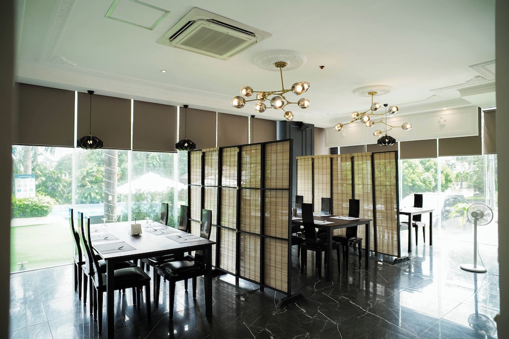 Sunday Hevea Hotel and Resort 29/55