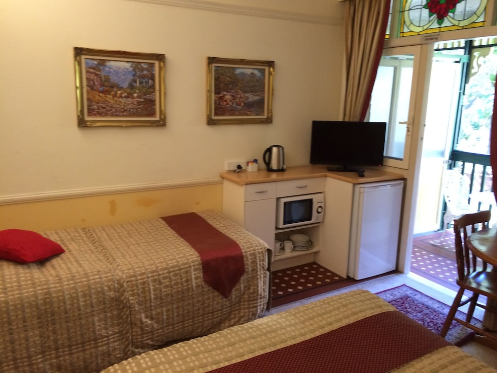 The Charrington Boutique Hotel 33/58