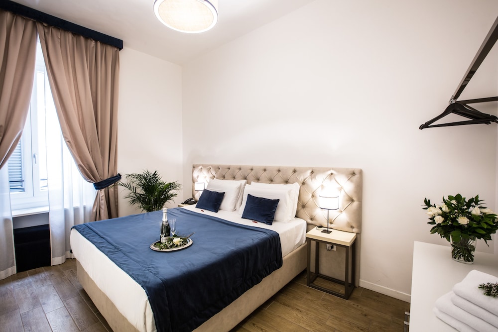Chic Town Luxury Rooms 11/69