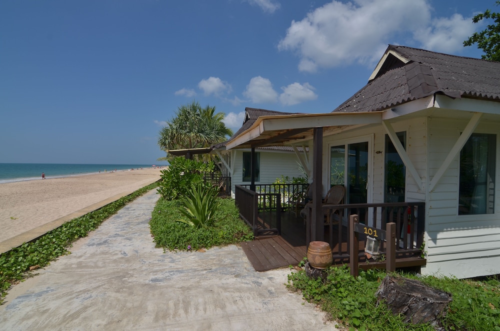 Nakara Long Beach Resort 42/50
