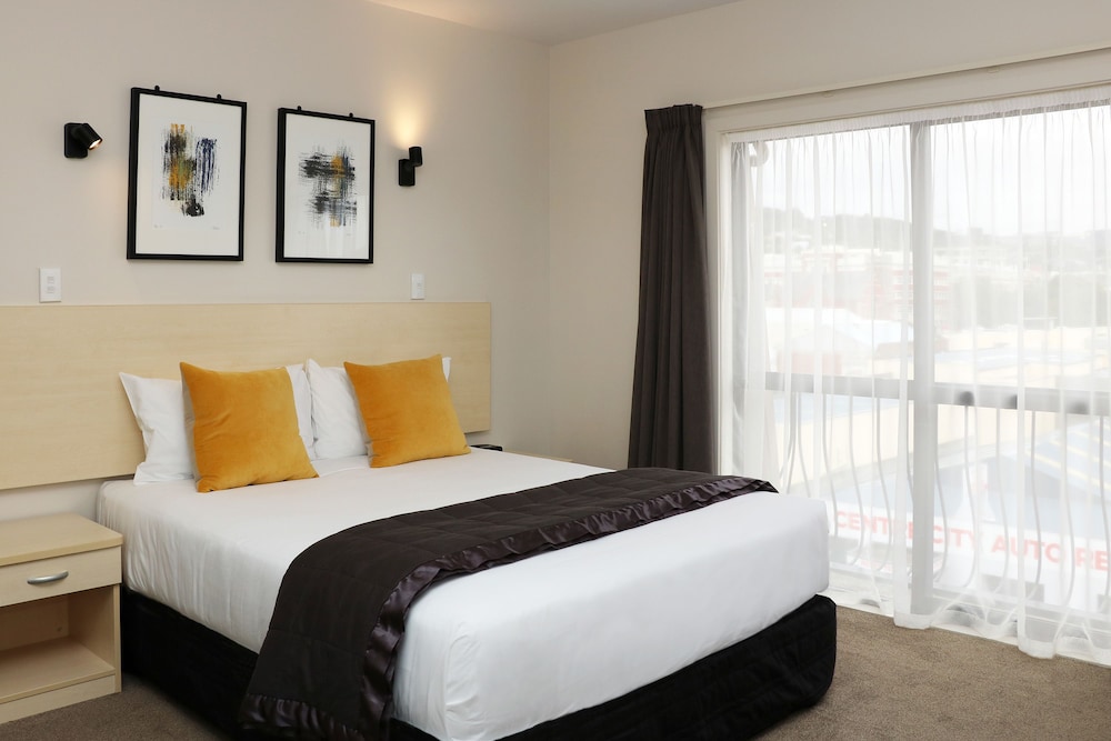 The Victoria Hotel Dunedin 23/68