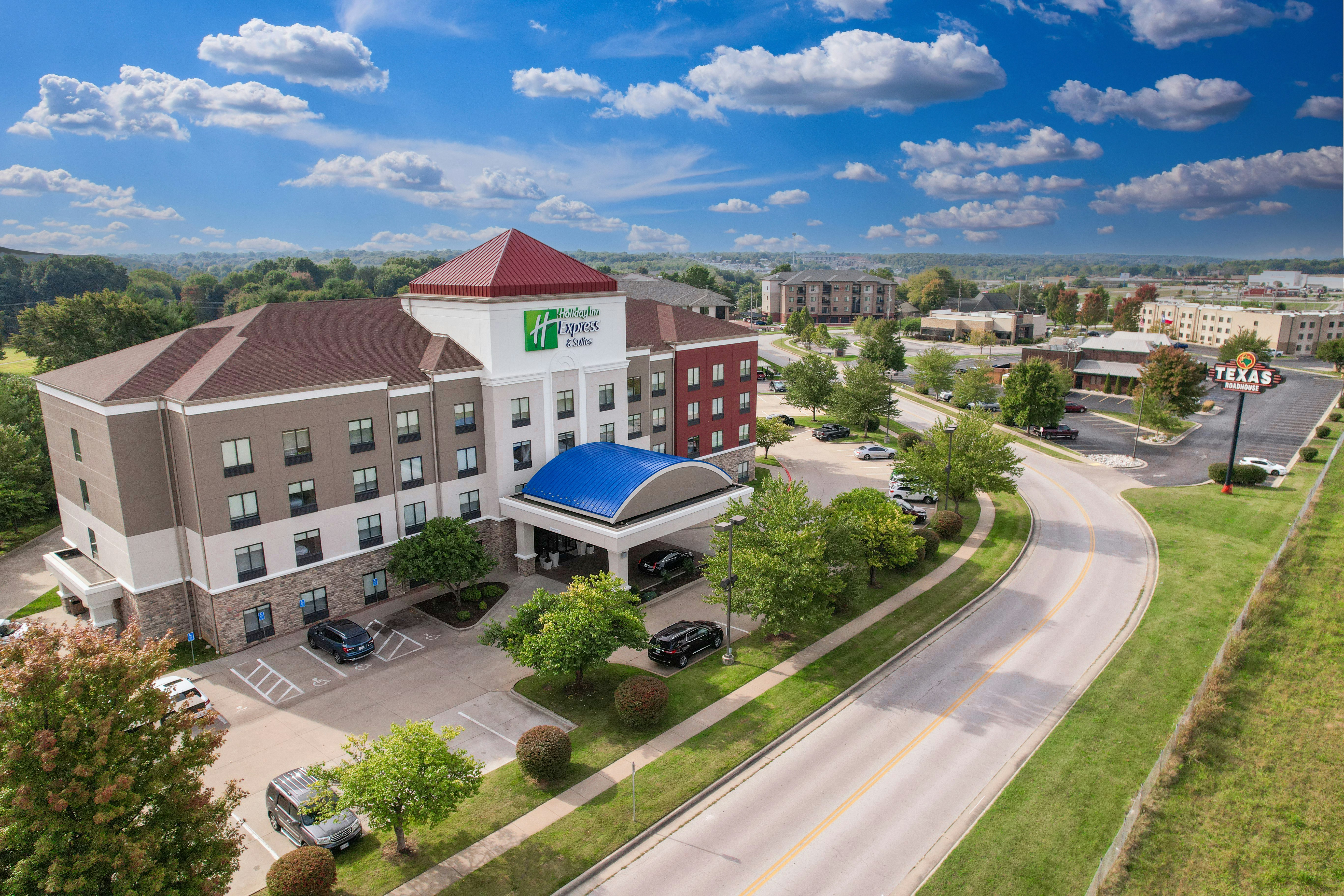 Holiday Inn Express Hotel And Suites Springfield Medical District 4/34
