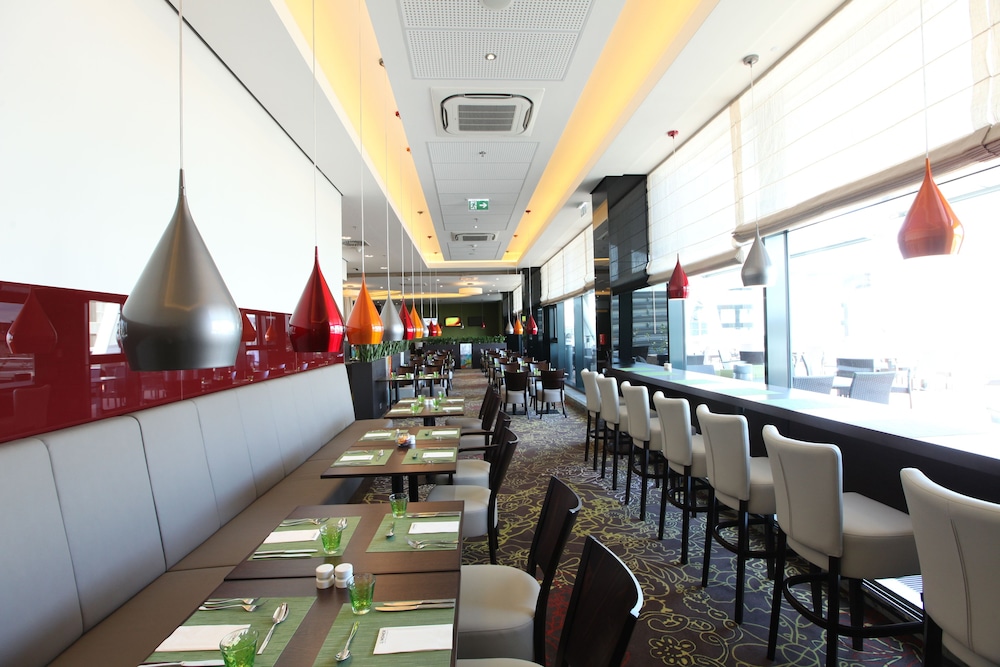 Lindner Hotel Bratislava, Part of Jdv by Hyatt 55/65