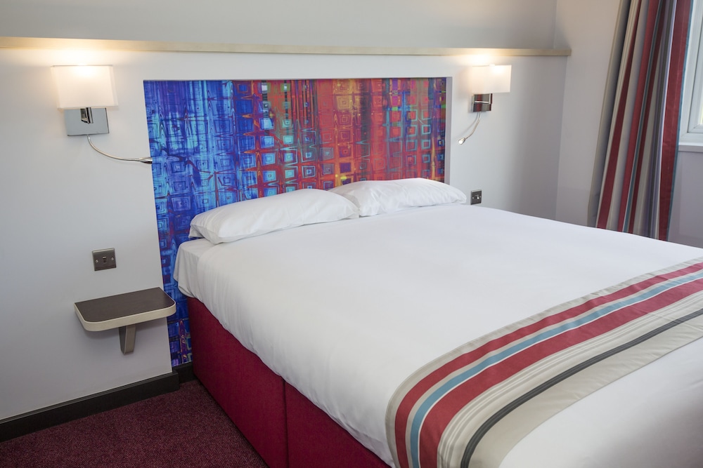 Ramada by Wyndham Milton Keynes 22/47
