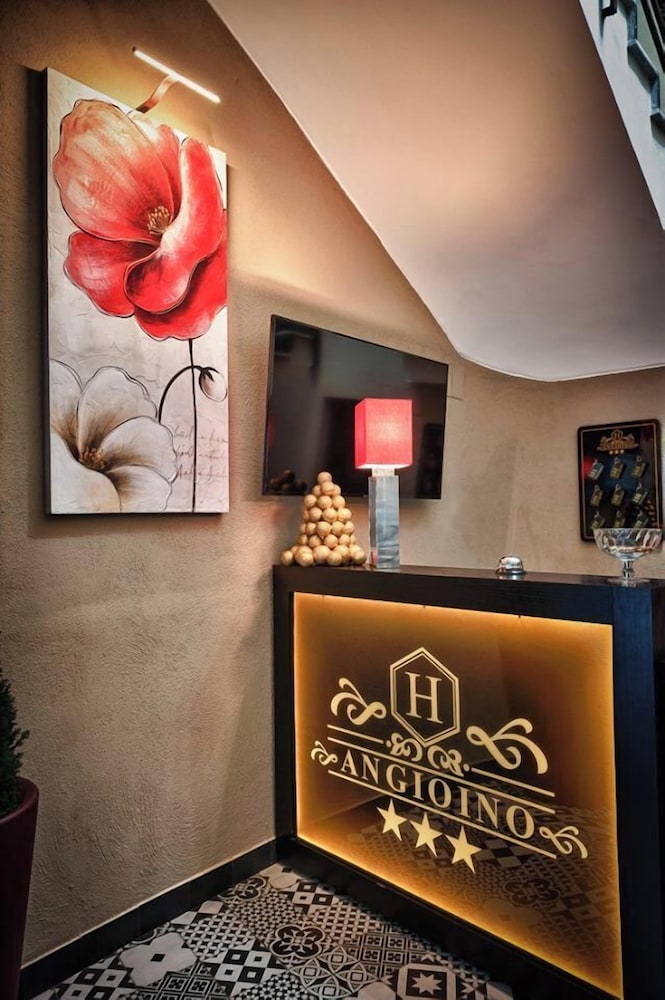 Hotel Angioino Spa 2/36