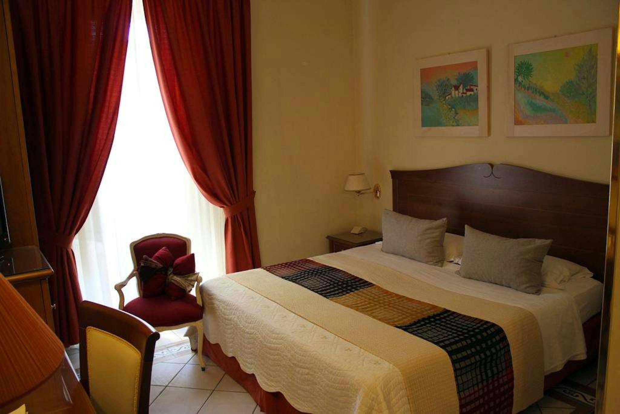 Akropolis Hotel 26/63