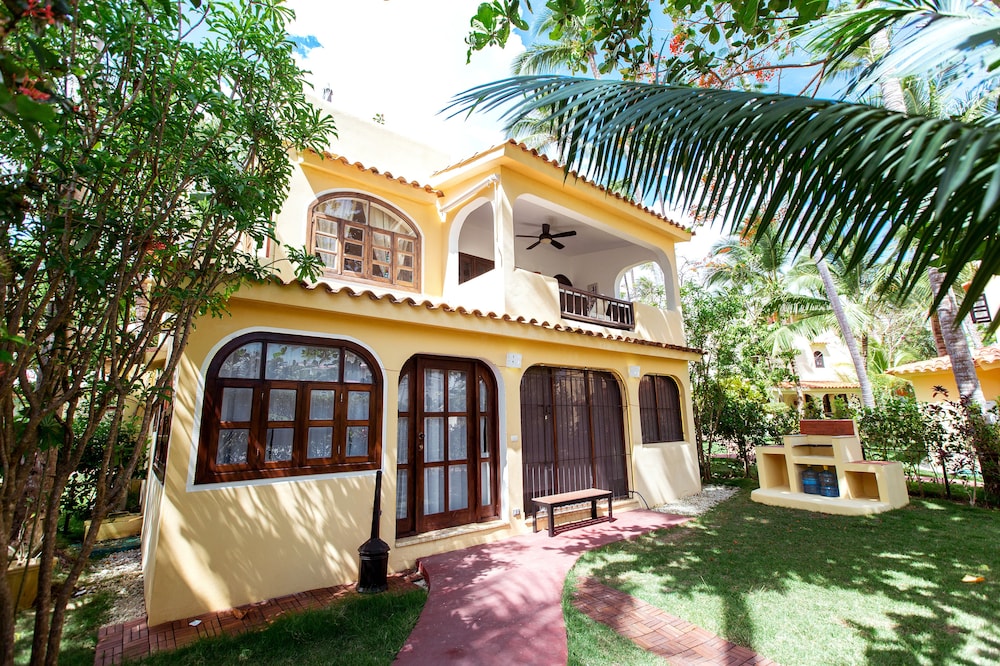Beach Bungalows Los Corales 3/50