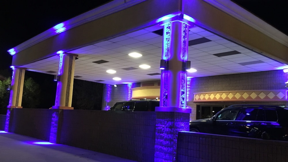 Travelodge by Wyndham Enid 3/40