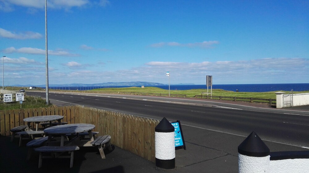 Inn On The Coast 57/61