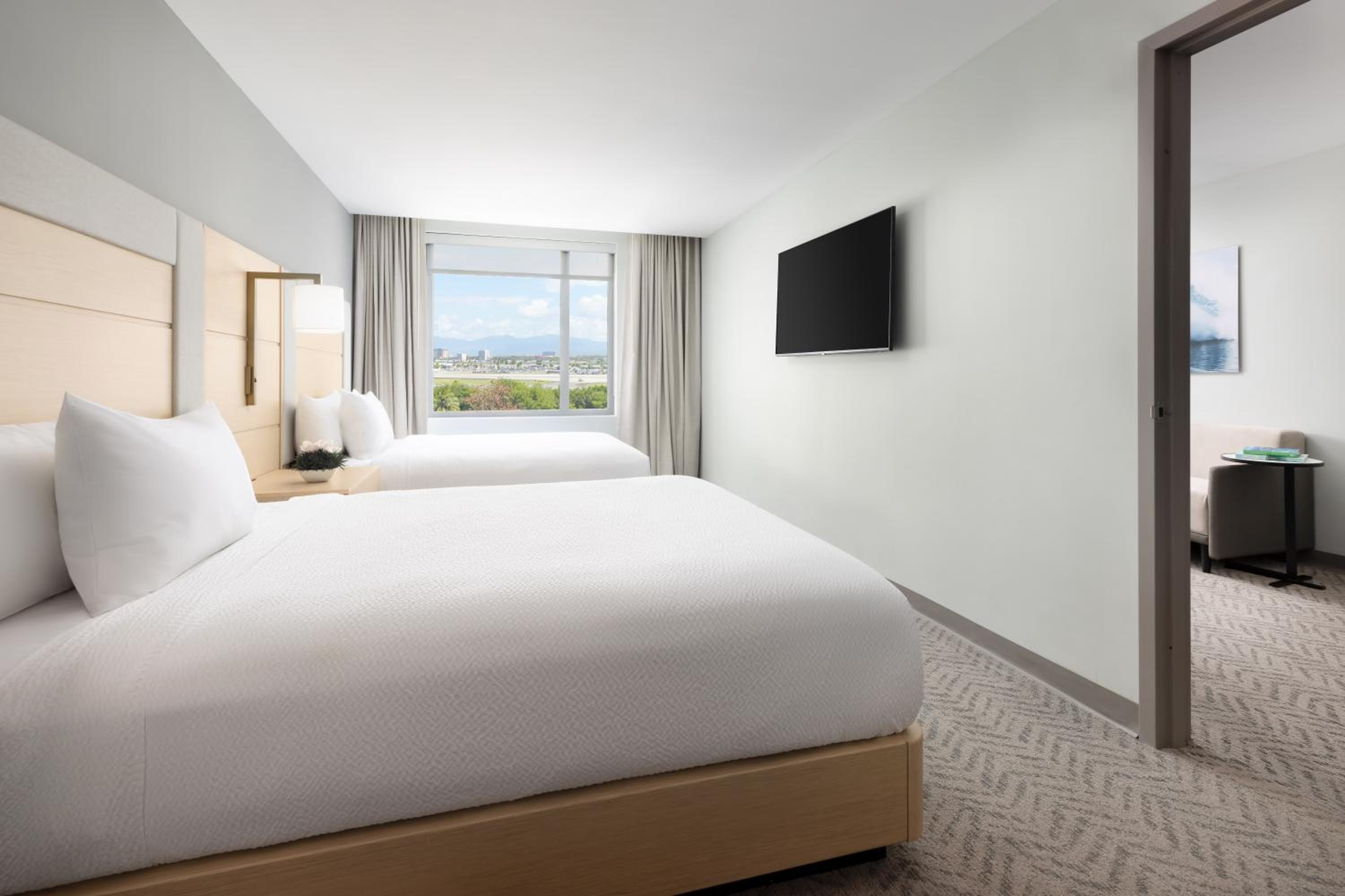 1 Bedroom, Suite, Queen Bed
