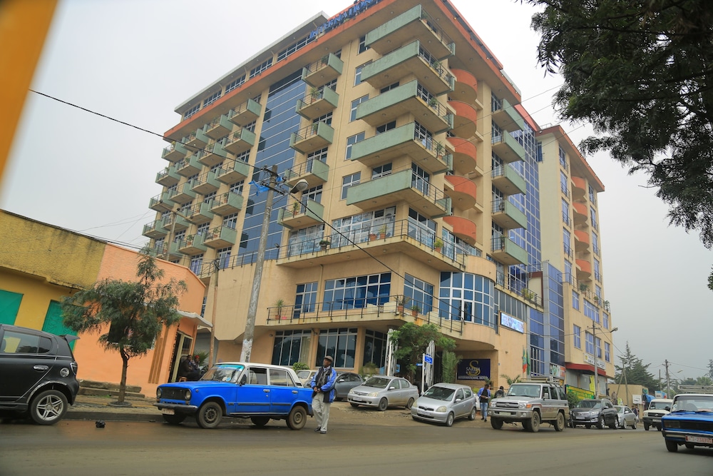 Sarem International Hotel 46/50