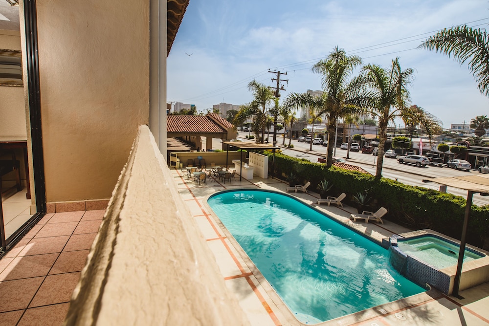 Brisas Del Mar Rosarito 27/50