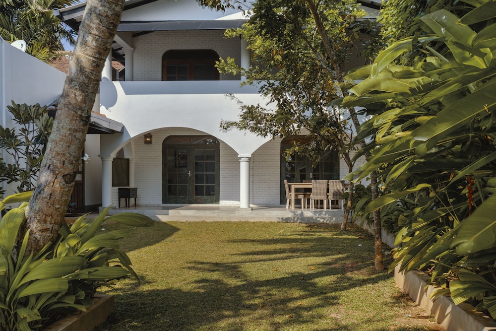 Villa Republic Bentota 42/50