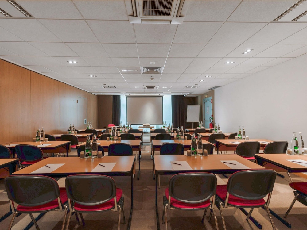 Mercure Paris Roissy Charles De Gaulle 68/74