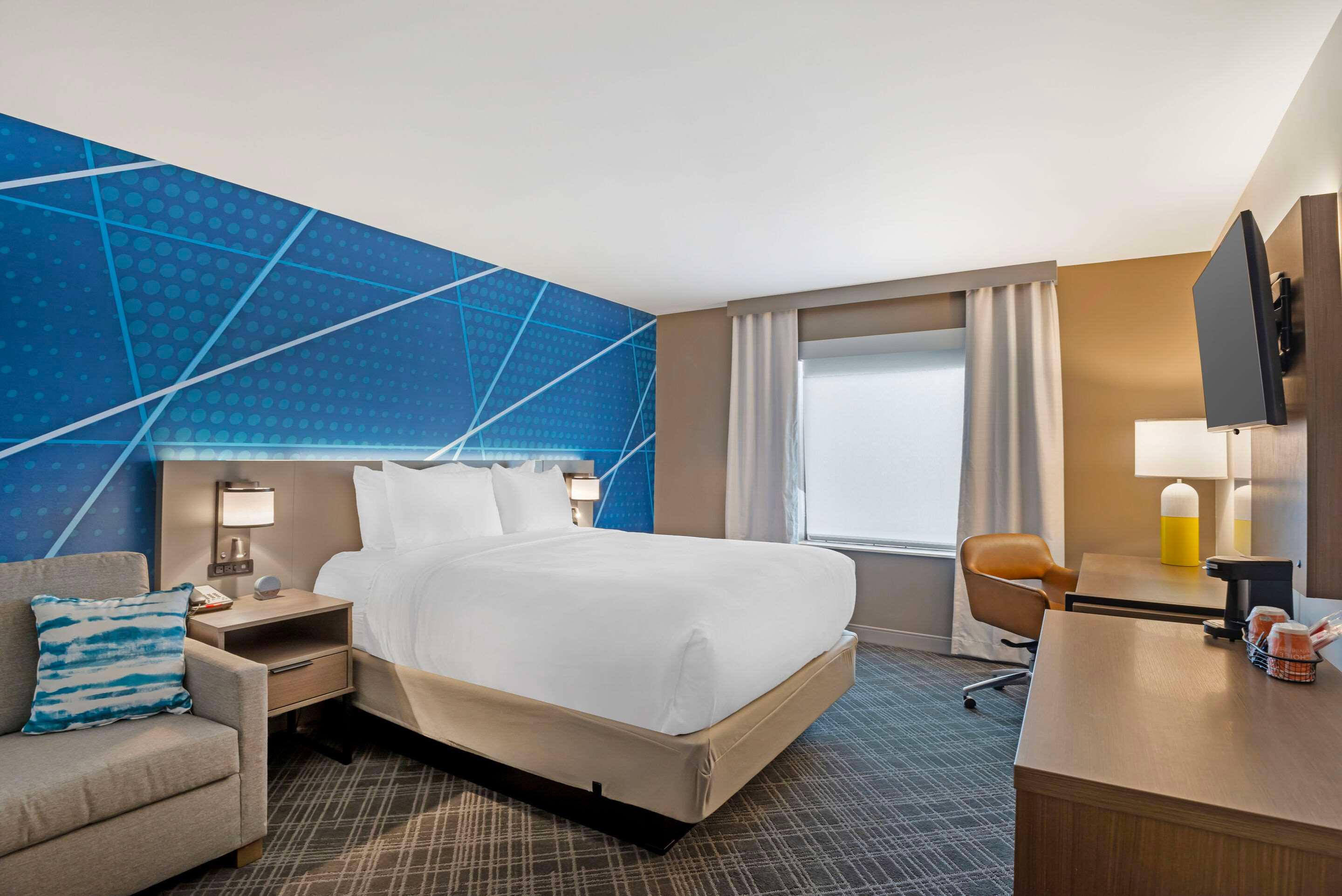 Upgrade, Queen Bed, Comfort Inn Monticello 2/2