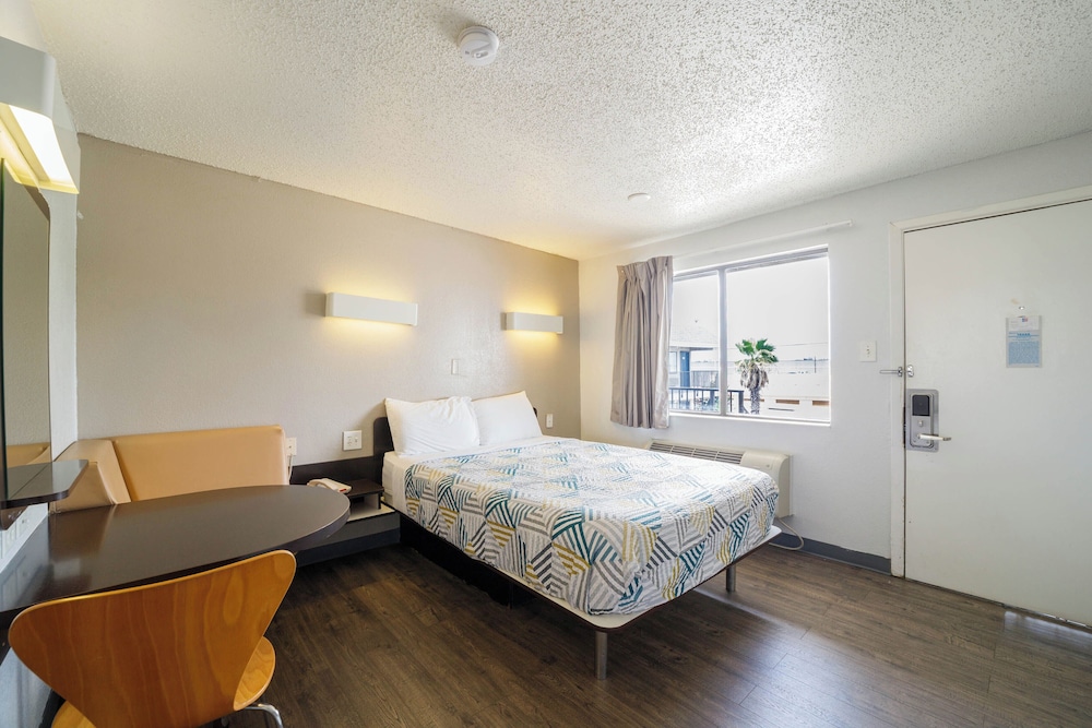 Motel6 San Antonio, TX - Fort Sam Houston 27/61