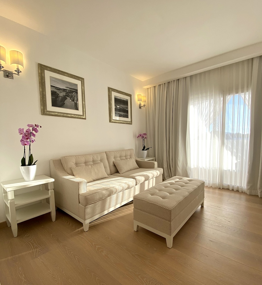 Grand Hotel Cannigione 48/70