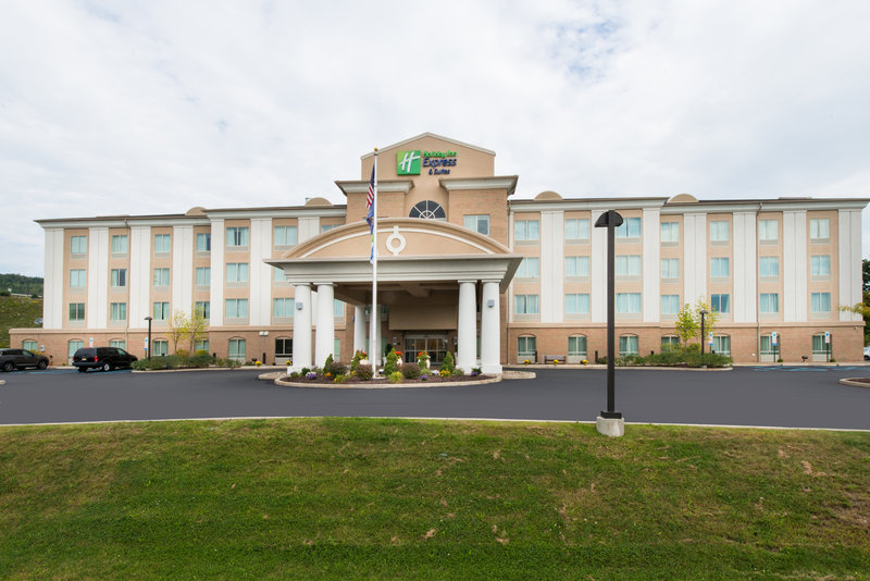 Holiday Inn Express Hotel And Suites Scranton 6/69