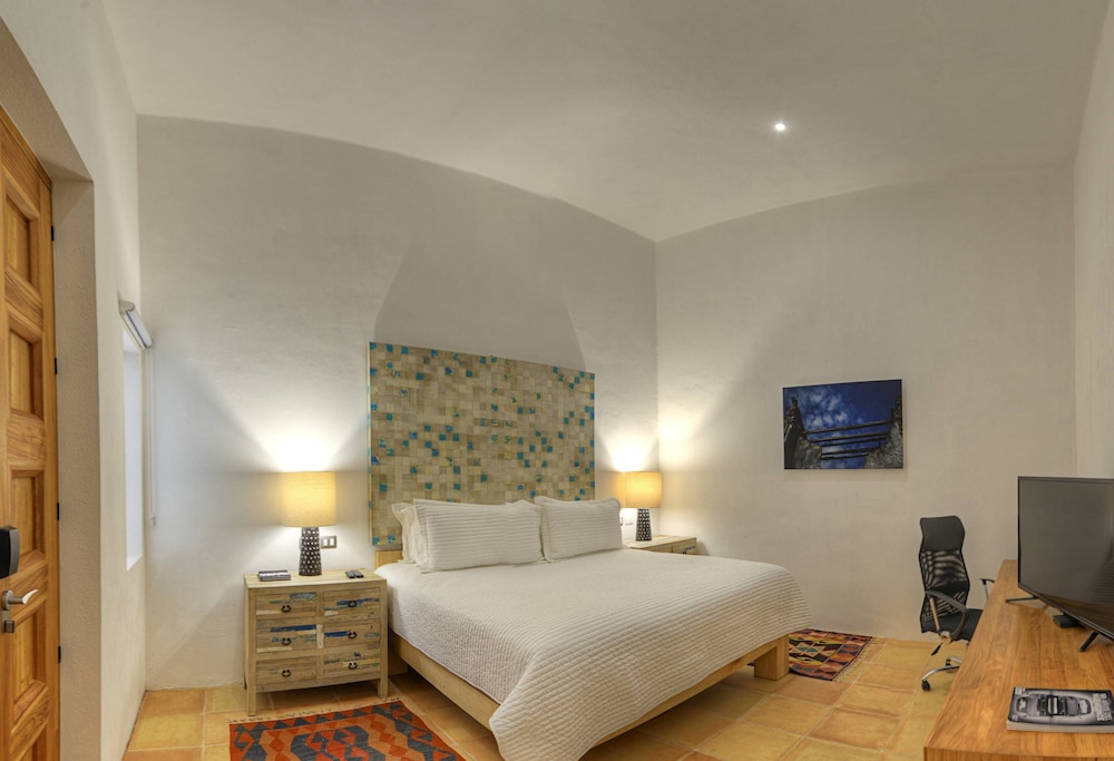 Hotel Boutique Casareyna 18/67