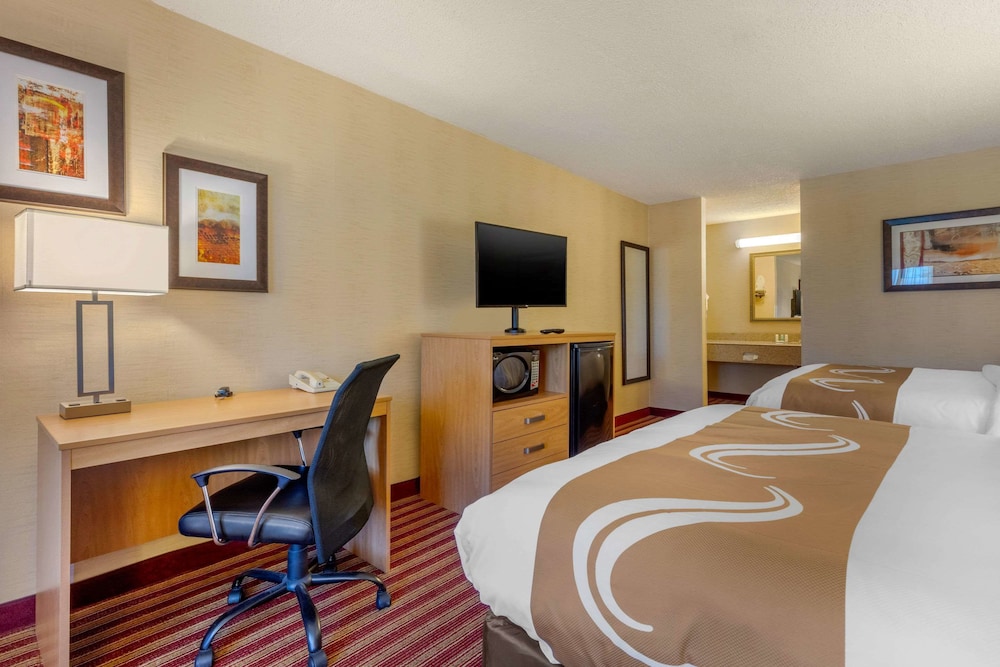 Quality Inn Exit 4 44/55