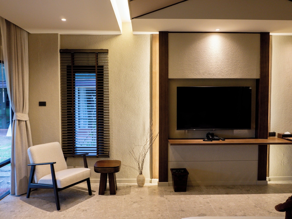 Ayara Villas 46/68