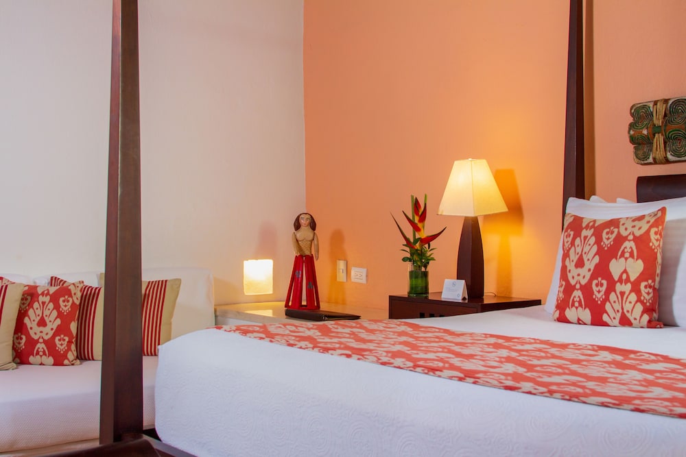 Hotel Quadrifolio 12/50