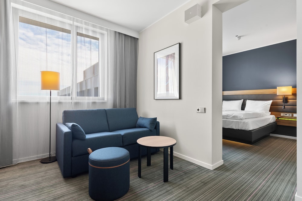 MOXY OSLO X 49/78