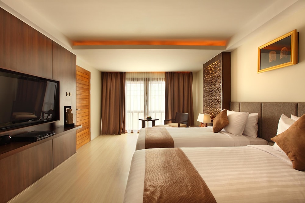 VILLA KAYU RAJA 20/69