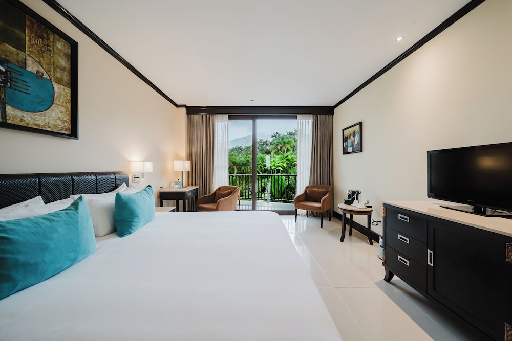 Royal Corin Thermal Water Spa and Resort 26/68
