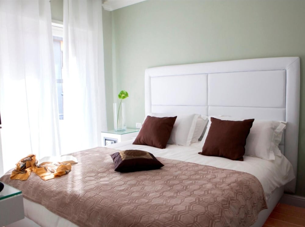 Bougainvillea Relais 15/50